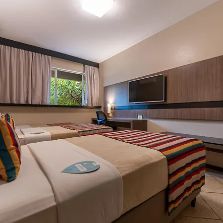 Hotel Deville Express Guaira Exterior photo