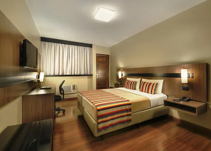 Hotel Deville Express Guaira