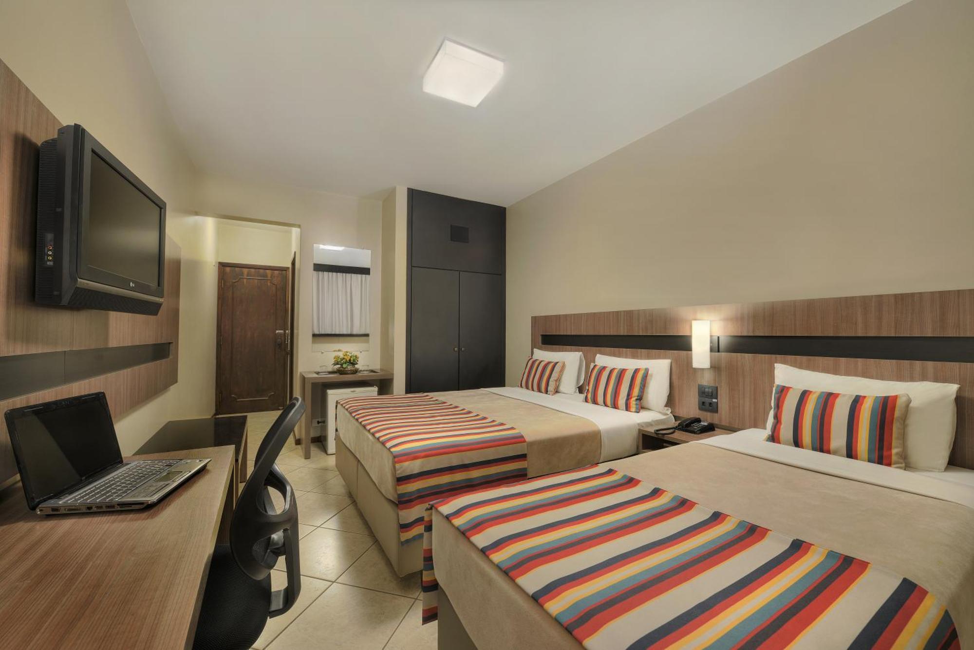 Deville Express Hotel 3*