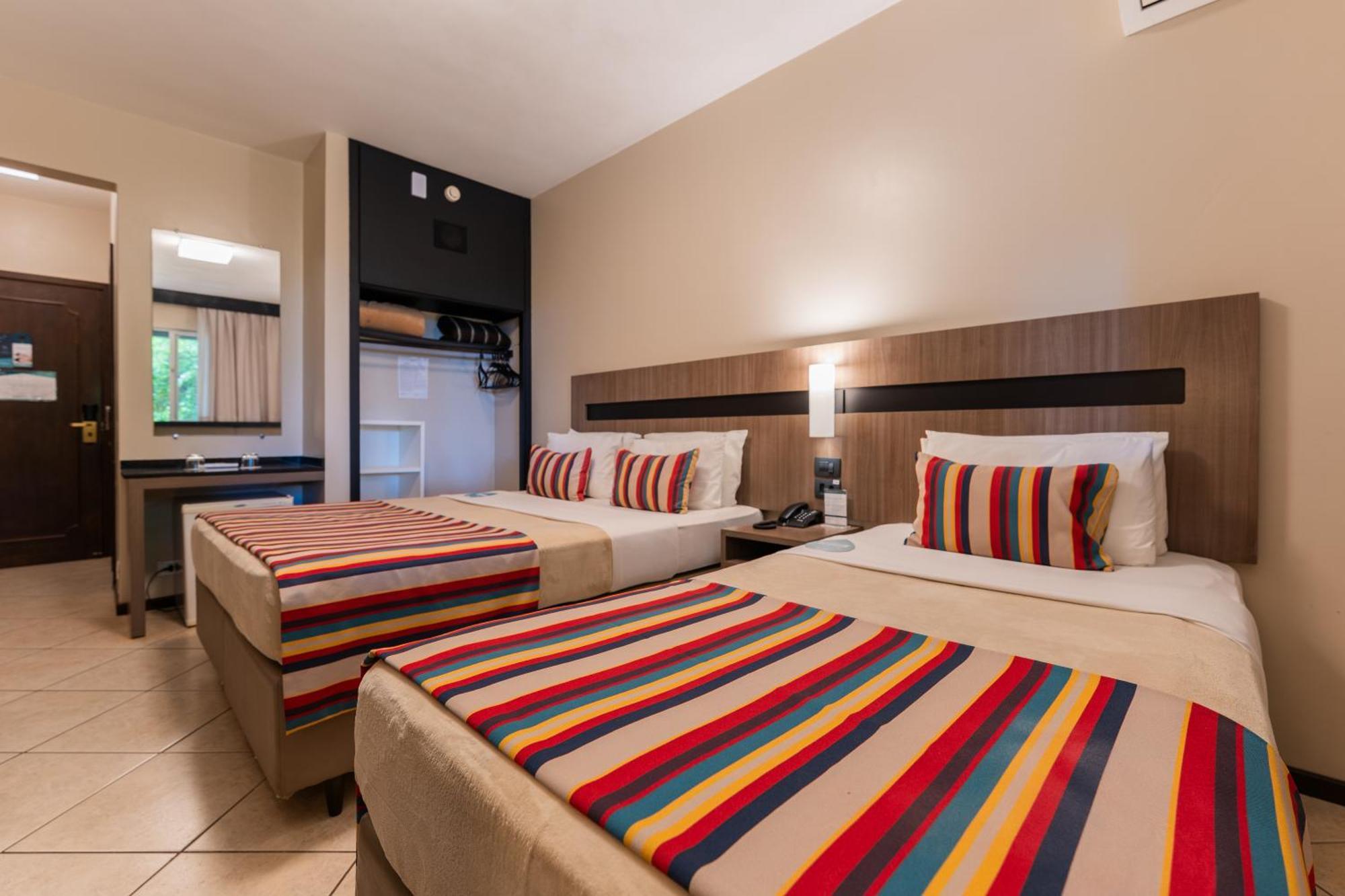 Hotel Deville Express 3*