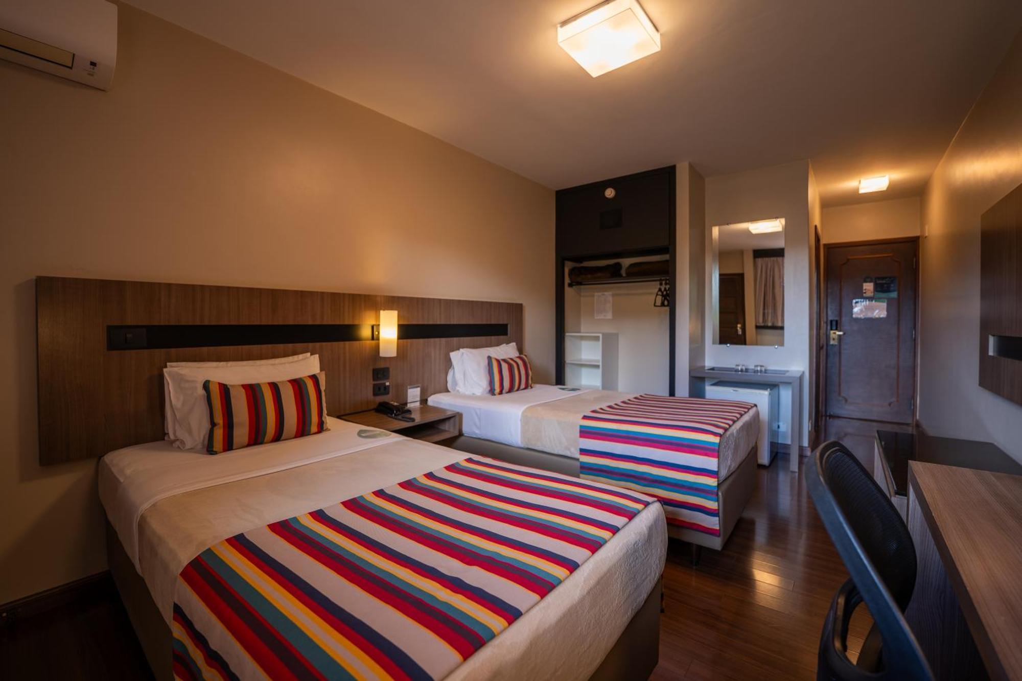 Deville Express Hotel Guaira (Parana)