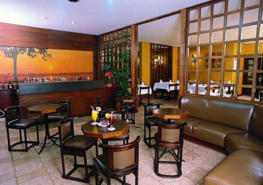 Deville Express Hotel