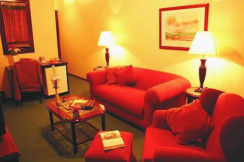 Deville Express Hotel 3*